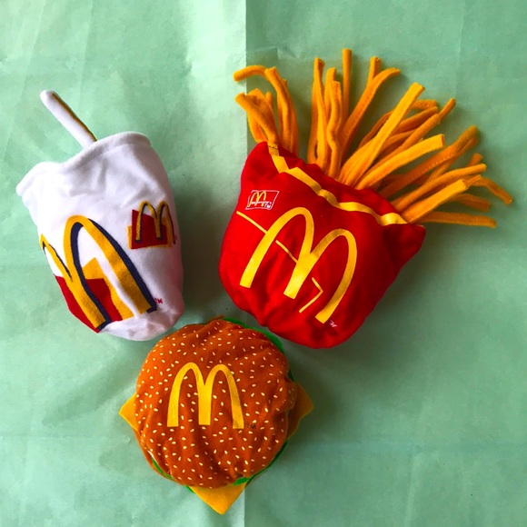 Hello Kitty X McDonald iconic BigMac Combo - Picture 3 of 8